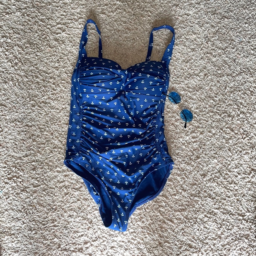Women’s US 6 Niptuck Swim Swimsuit